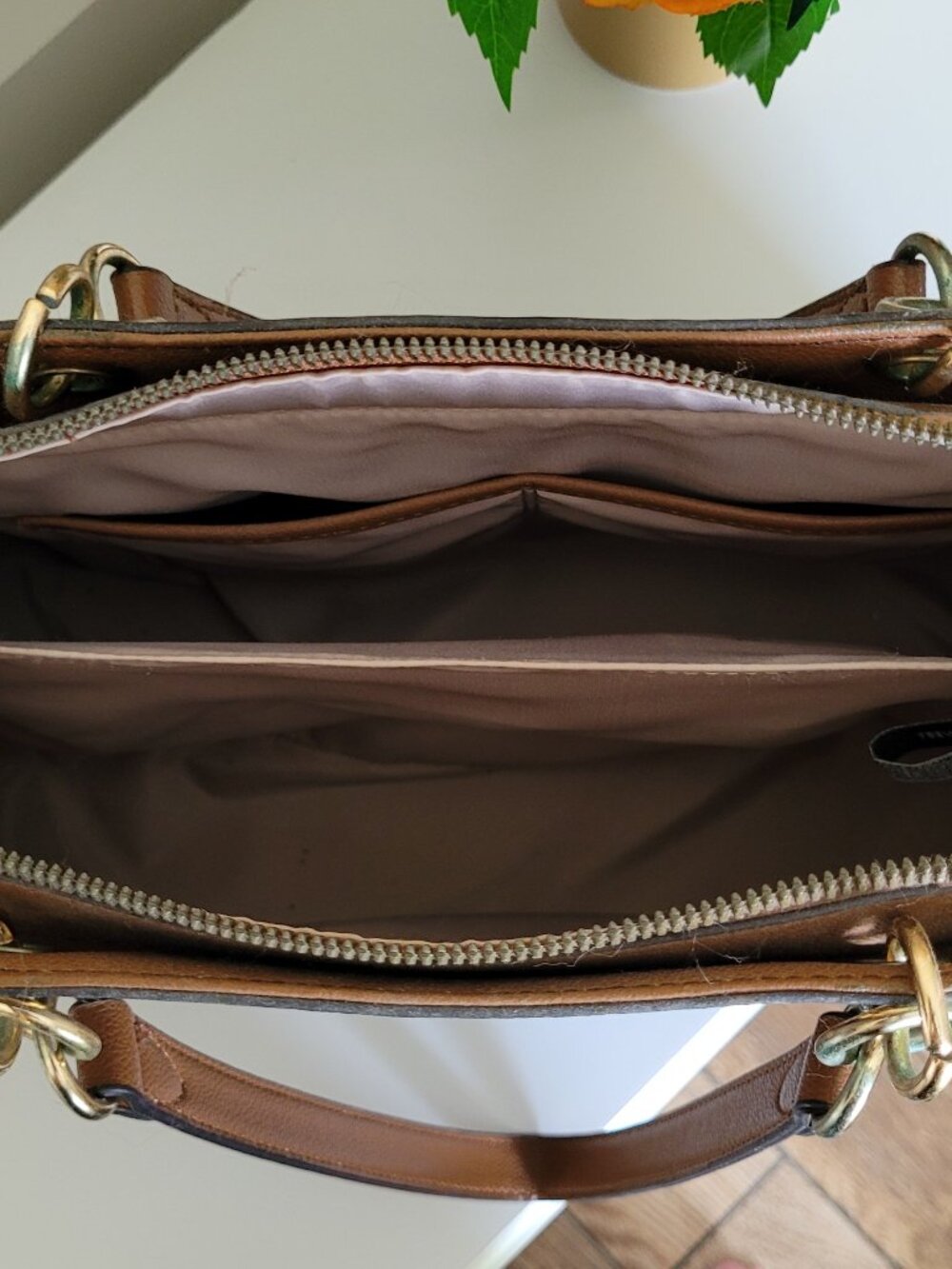Nine West Basil Jet Set Shoulder Bag - Picture 5 of 6